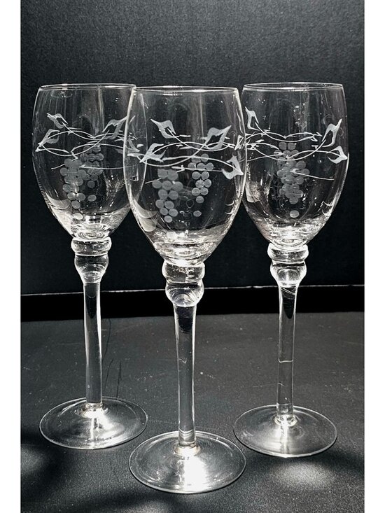 None Other - 3 Vintage Etched Grapevine Wine Glasses Long Stem Crystal Goblets decorative 8"